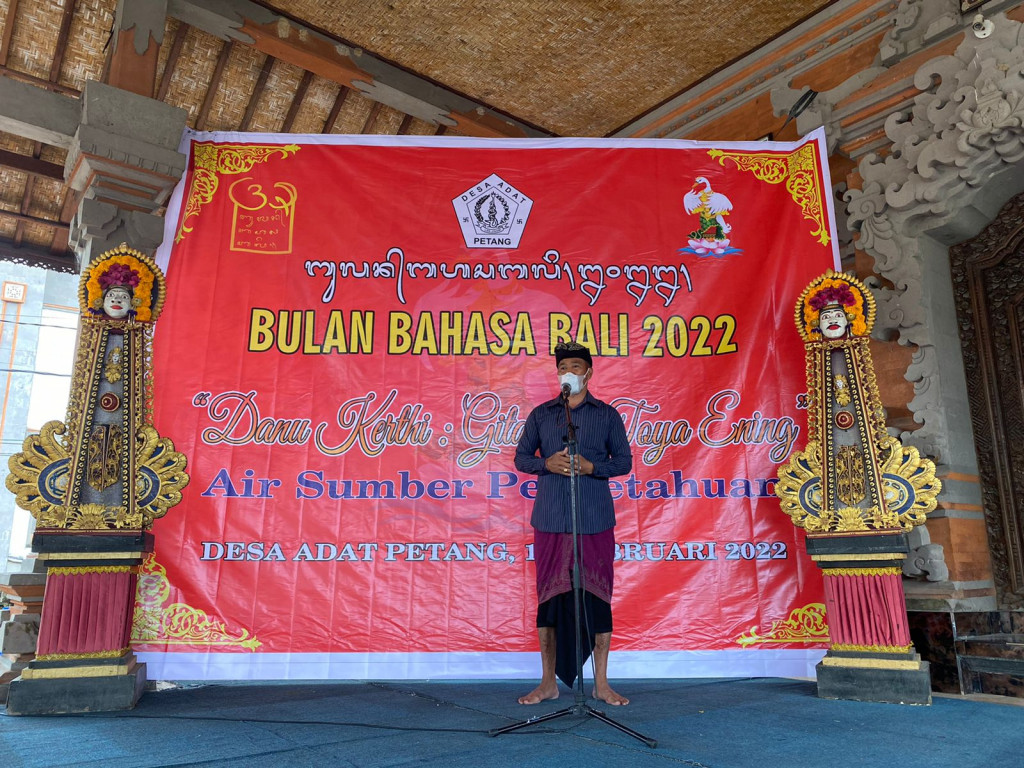 Desa Adat Petang Menggelar Pelaksanaan Lomba Bulan Bahasa Bali Tahun 2022 , di Balai Banjar Petang Dalem